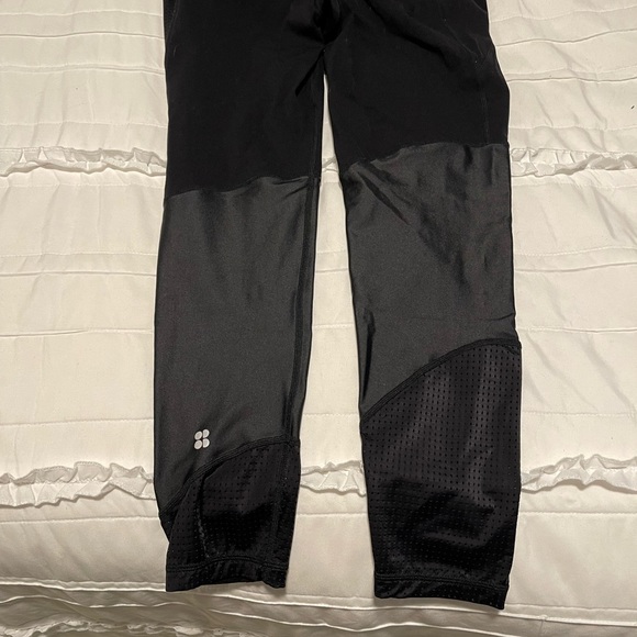 EUC Sweaty Betty Mesh 7/8 Power Leggings - SIZE XS - Picture 7 of 10